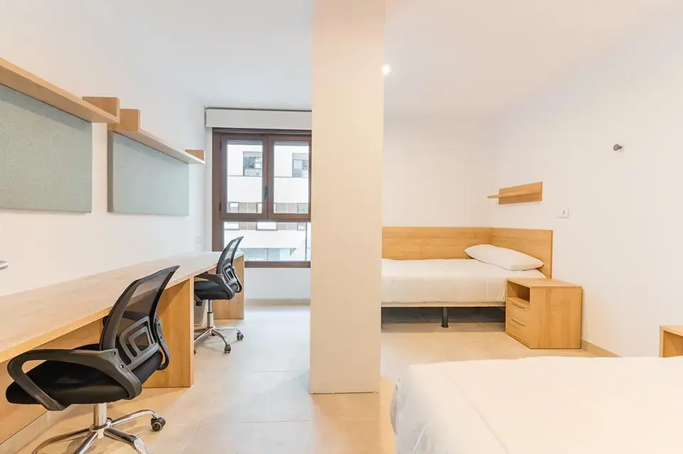 Habitación doble de la residencia micampus Avenida del Puerto, en Valencia